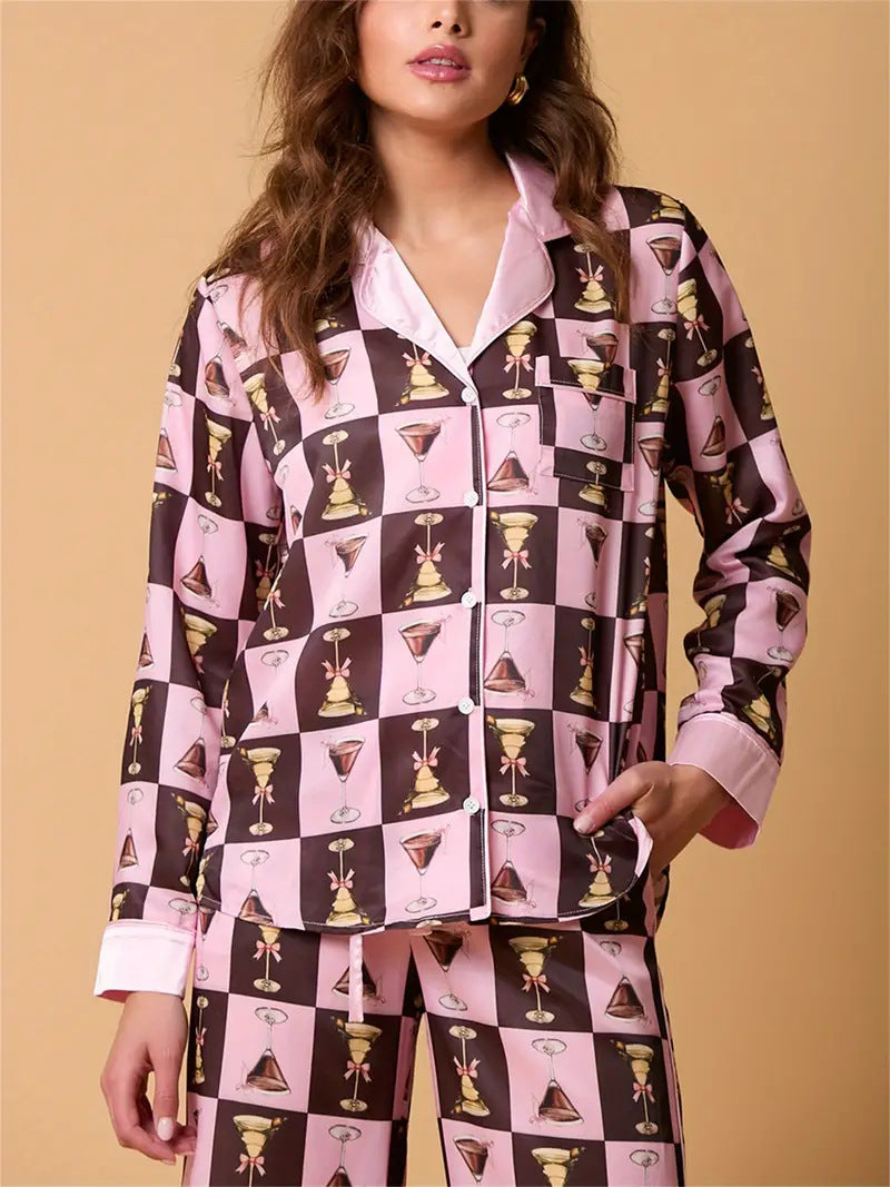 Geruite pyjamaset met wijnglasprint en shirt met lange mouwen