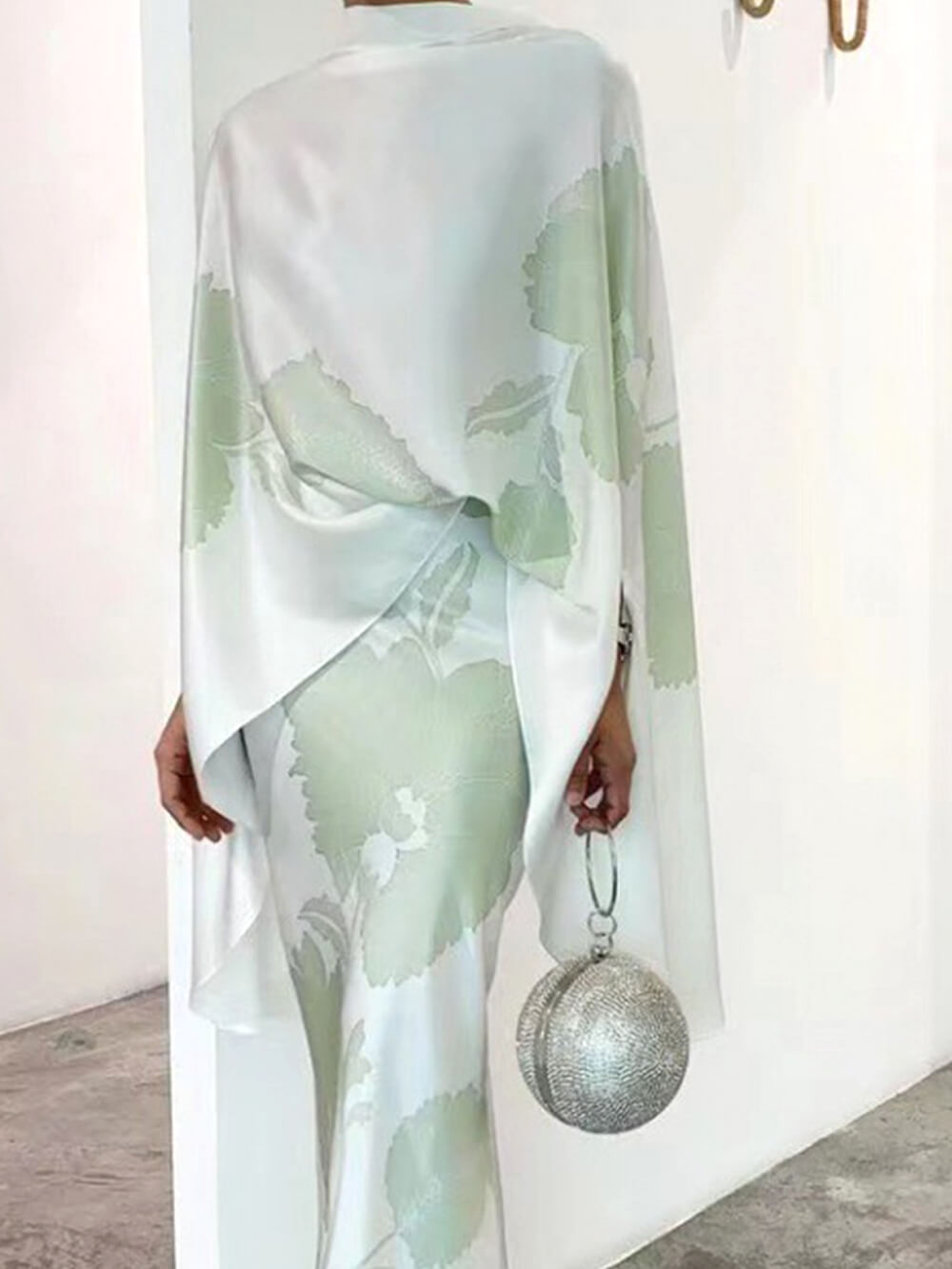 Elegant en modieus bedrukt pak
