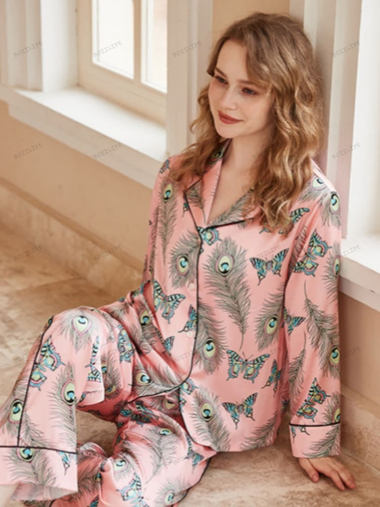 Pyjamaset met lange mouwen en Phoenix-veren en vlinderprint