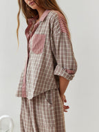 Roze pyjamaset met losse splitten