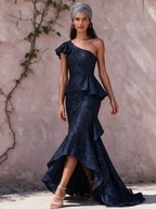 Aduke Navy Sequin One-Shoulder Maxi Dress lifestyle foto 4
