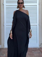 Vloeiende asymmetrische caftan met ceintuur